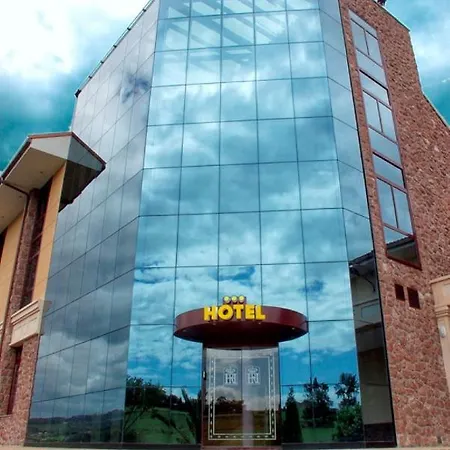 皇家酒店 酒店 Llanera (Asturias)